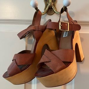 Steve Madden Brown Chunky 70s Platform Heels | Women’s 7